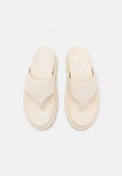 RAID LARRA Tongs Cream Femme -Pas Cher RAID Boutique e40637f9f0314e80a1285bd1bb8c20fb