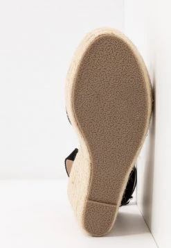 RAID Femme ELISHA Sandales à Talons Hauts Black -Pas Cher RAID Boutique e440b116c4174955a583acee9b2dc140