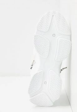 RAID Femme IBIZA Baskets Basses White -Pas Cher RAID Boutique e7dfacf3c3c44aeab36f5ba1ede856ba