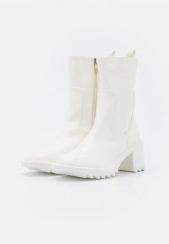 RAID Femme ENNIS Bottines à Plateau White 10 RAID Femme ENNIS Bottines à Plateau White -Pas Cher RAID Boutique f2d1fc55955f4e43bc3b56cd8a536a0a