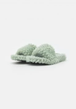 RAID CALLA Mules Mint Femme -Pas Cher RAID Boutique f2d8efeabec247828181f71dab8ffc3e