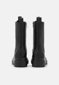 RAID Femme RAVINE Bottes à Plateau Black -Pas Cher RAID Boutique f59e0aad634e4b79be6b01a69062e23d