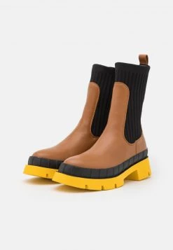 RAID FLORENCE Bottines à Plateau Brown Femme -Pas Cher RAID Boutique fc83d2095cef40b3b3263cfad5795959